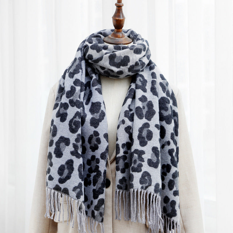 Double-sided Leopard Print Scarf With Thick Tassels  Cashmere To Keep Warm