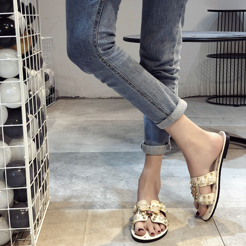 Pearl bow beach shoes