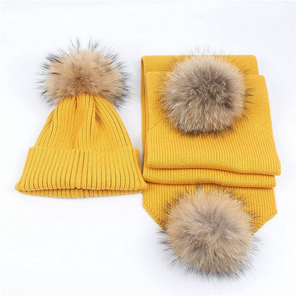 Outdoor warm raccoon fur ball wool hat scarf set