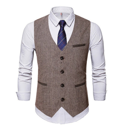 A Simple And Casual British Style Vest In Contrasting Colors For Men Without Straps
