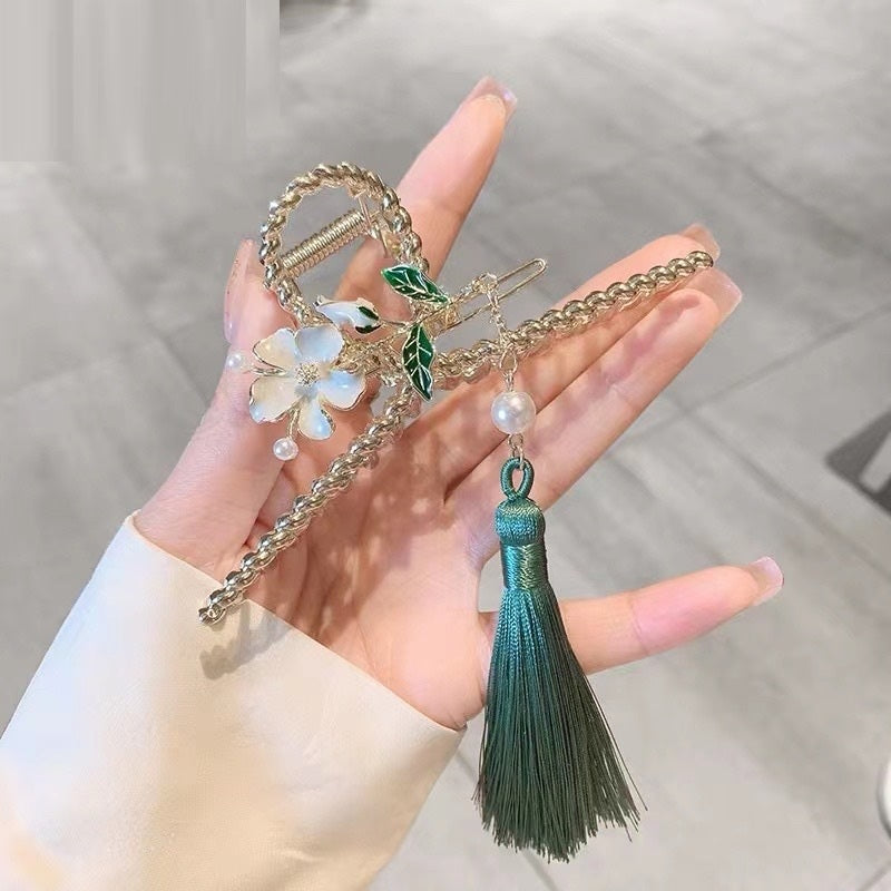 Antique Tassel Large Pearl Clip Metal Hairpin