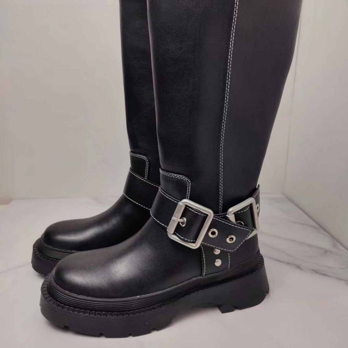 Women's Brown Retro Height Increasing Buckle Decoration High Knight Platform Boots
