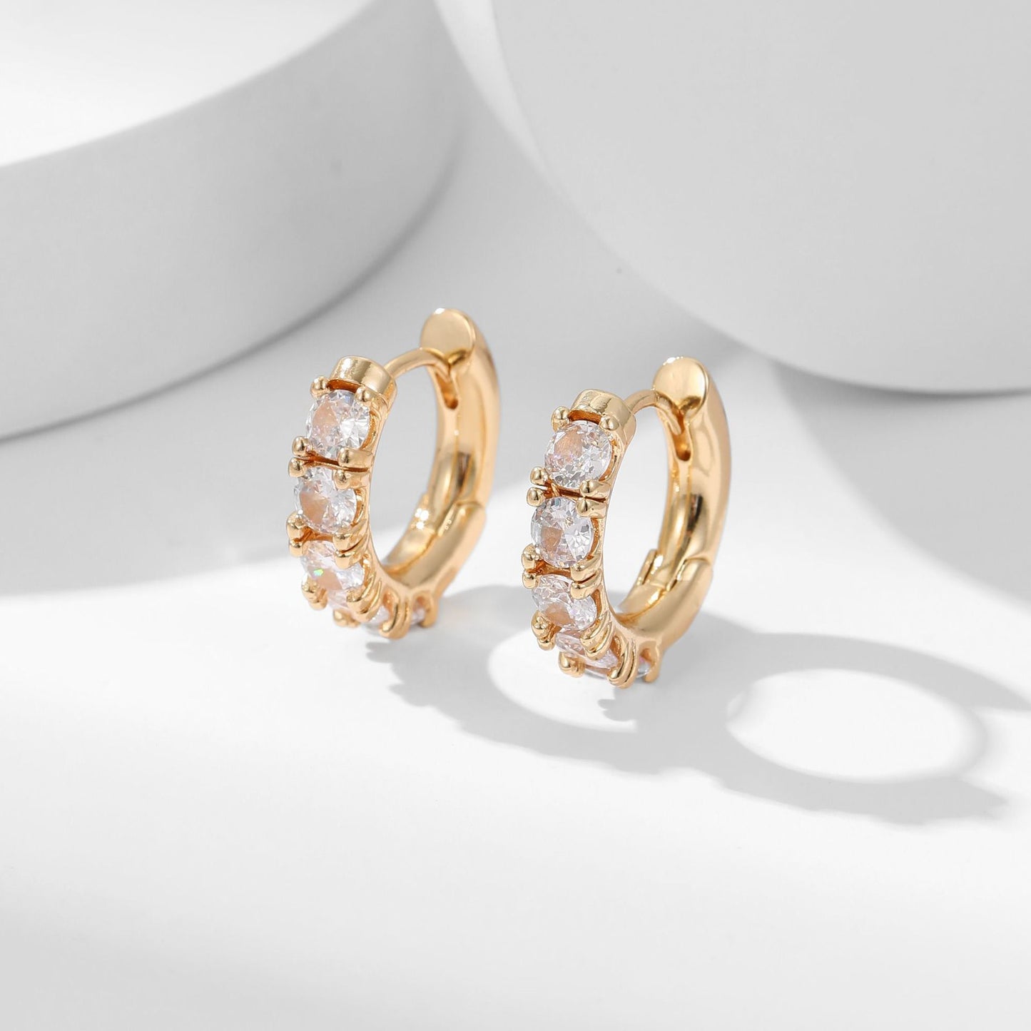 Copper Micro Inlaid Zircon Thickened Color Retention Ear Clip