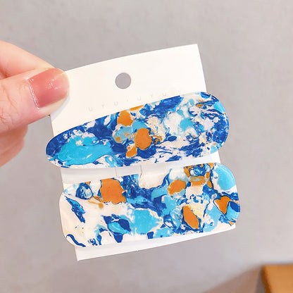 Korean Girl With Broken Hair Side Clip