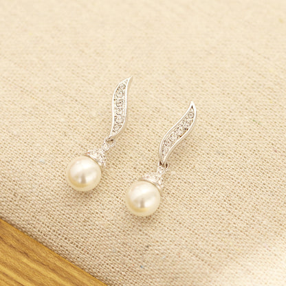Classic Elegant Graceful Gold-plated Two-color Artificial Pearl Earrings