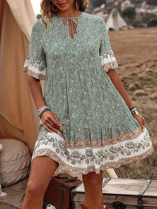 Plus Size Women's Elegant Floral Print V-Neck Dress - Short Sleeves Ruffle Hem, Soft Texture And Fashion