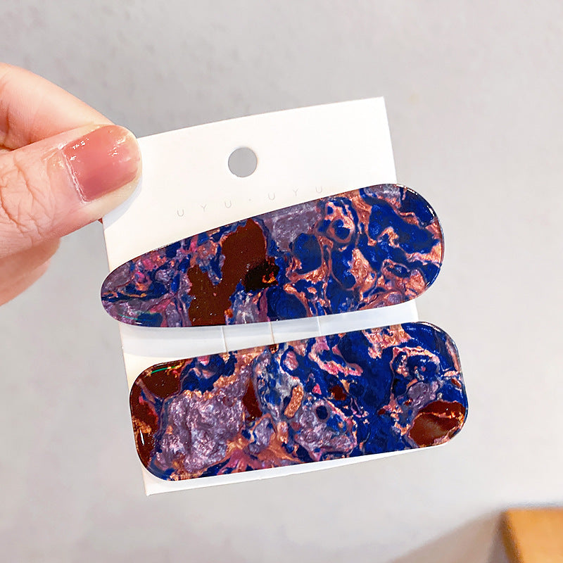 Korean Girl With Broken Hair Side Clip