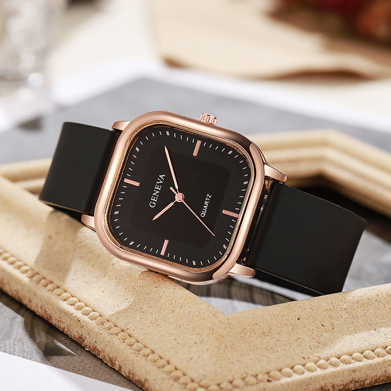 Women's Silicone Strap Fashionable Rose Gold Watch