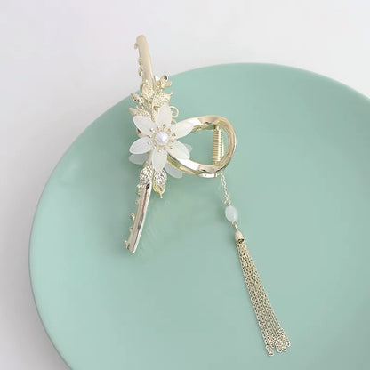 Antique Tassel Large Pearl Clip Metal Hairpin