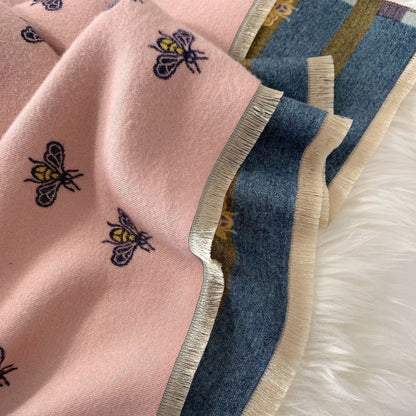 Women's Versatile Warm And Thick Shawl Decorated Neckband