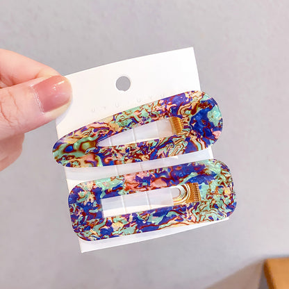 Korean Girl With Broken Hair Side Clip